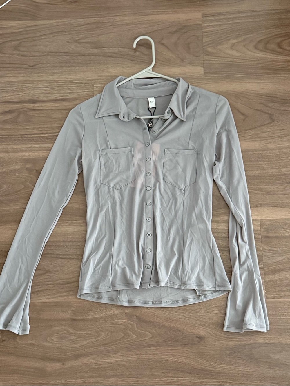 Oh Polly Light Gray Button-Down Long Sleeve Shirt